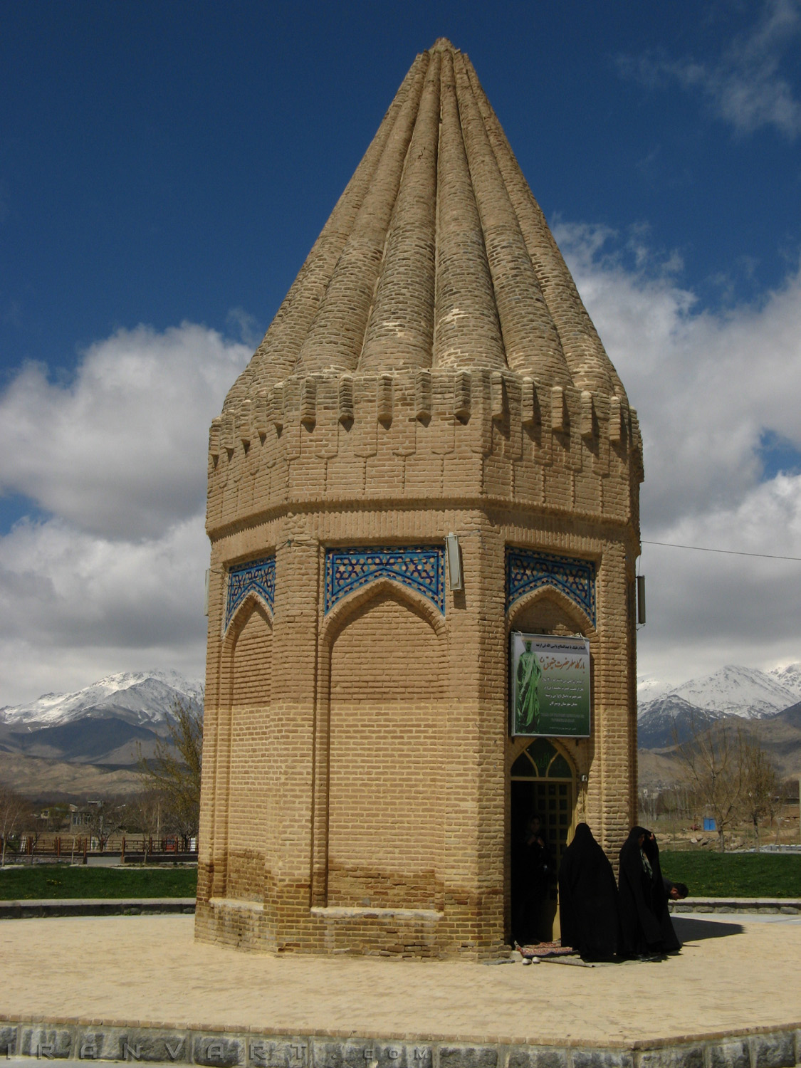 Habakuk Mausoleum Tuyserkan Iran